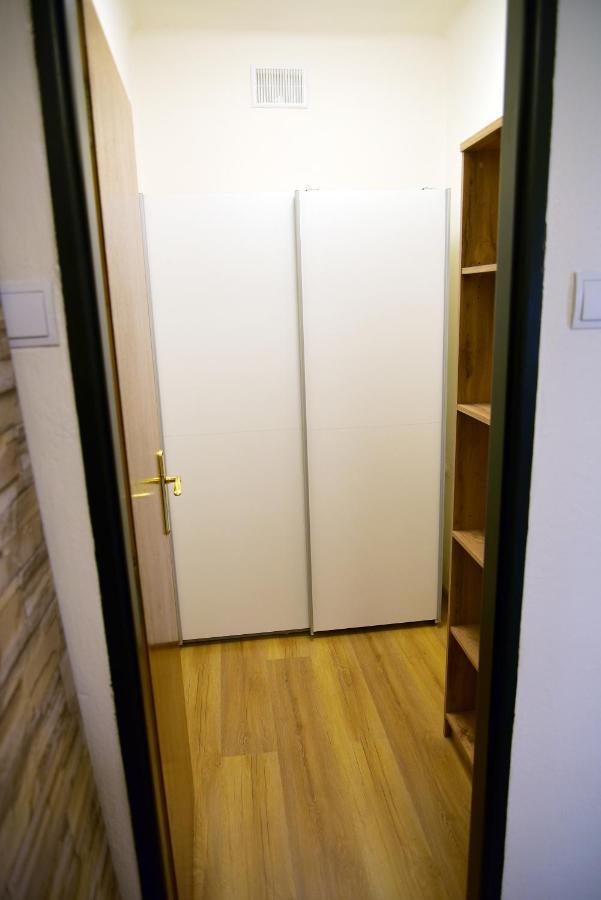 Apartment, Sun Terrace, Privat Parking Besztercebánya Kültér fotó
